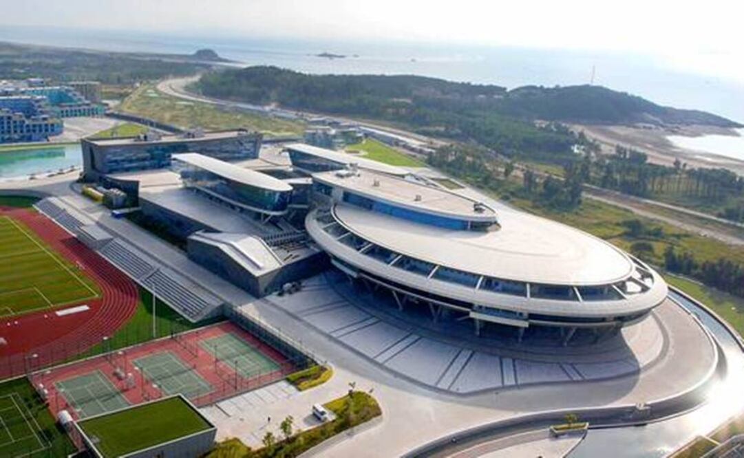 El empresario es fiel seguidor de la historia y por eso decidió construir así sus oficinas  Foto:Tomada de Wall Street Journal