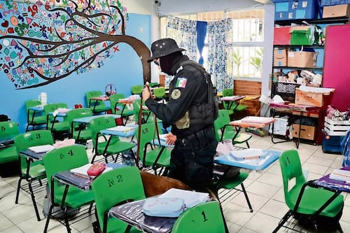 Arranca revisión de mochilas en escuelas ubicadas en Atizapán