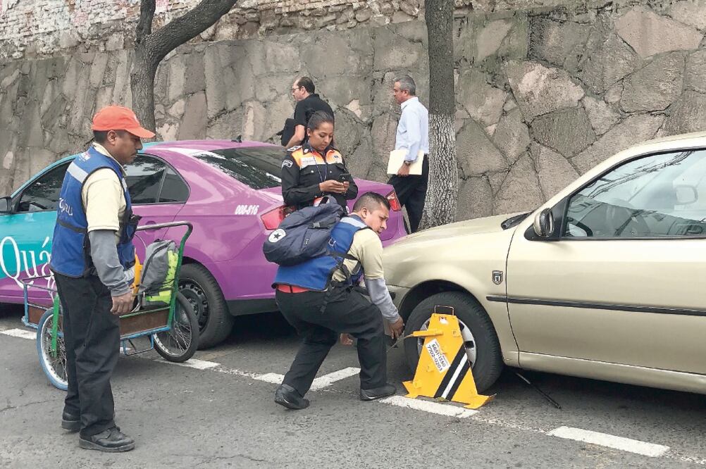 En el portal digital del ayuntamiento se informa que el monto global captado en 12 días de funcionamiento de parquímetros, del 19 al 30 de septiembre, es de 823 mil 150 pesos. (REBECA JIMÉNEZ. EL UNIVERSAL)