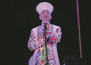 Vive Latino Café Tacvba prefiere flores que discursos