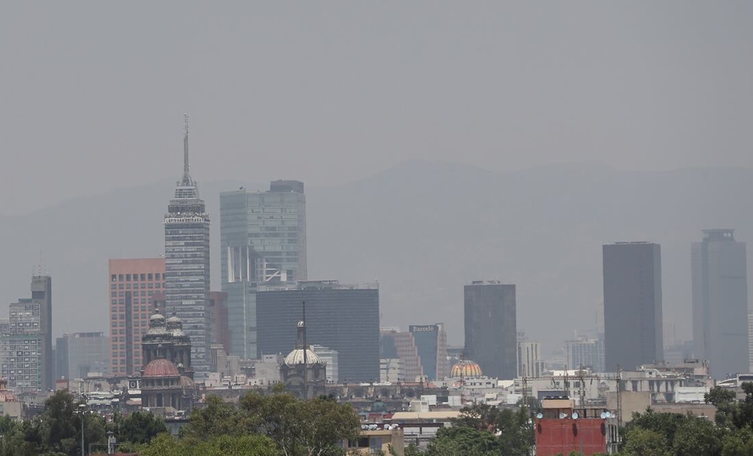 Este sábado 25 de mayo se activó la décima contingencia ambiental en lo que va del año. Foto: EFE/Mario Guzmán