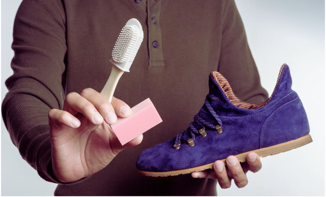¿Cómo limpiar la gamuza de los tenis sin dañar la textura? Sigue esta técnica. Foto: Canva
