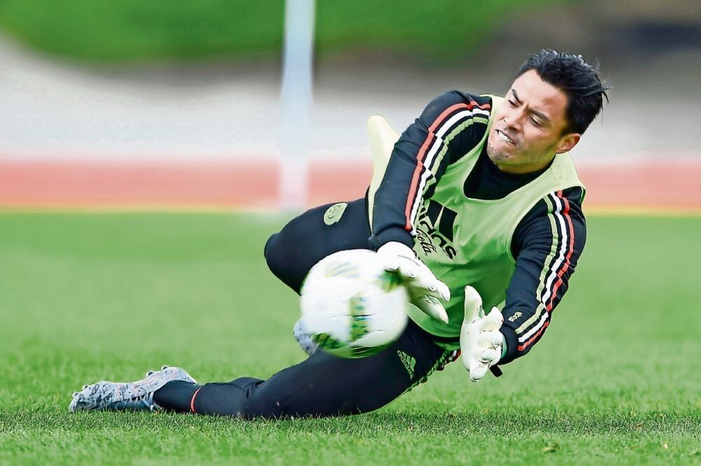 Alfredo Talavera es uno de los seleccionados que ha pedido estar en ambos torneos en los que México competirá este verano (IMAGO7)