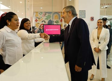 SRE hace frente a "coyotes"; canciller De la Fuente supervisa oficina de pasaportes en Valle de Chalco