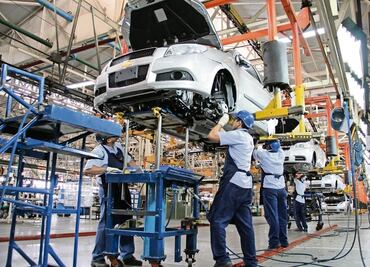 Producción automotriz creció 11% en septiembre, reporta Inegi; autos híbridos y eléctricos representan 9.1% de las ventas