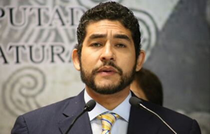 Bancada del PRD en San Lázaro suma a nuevo legislador