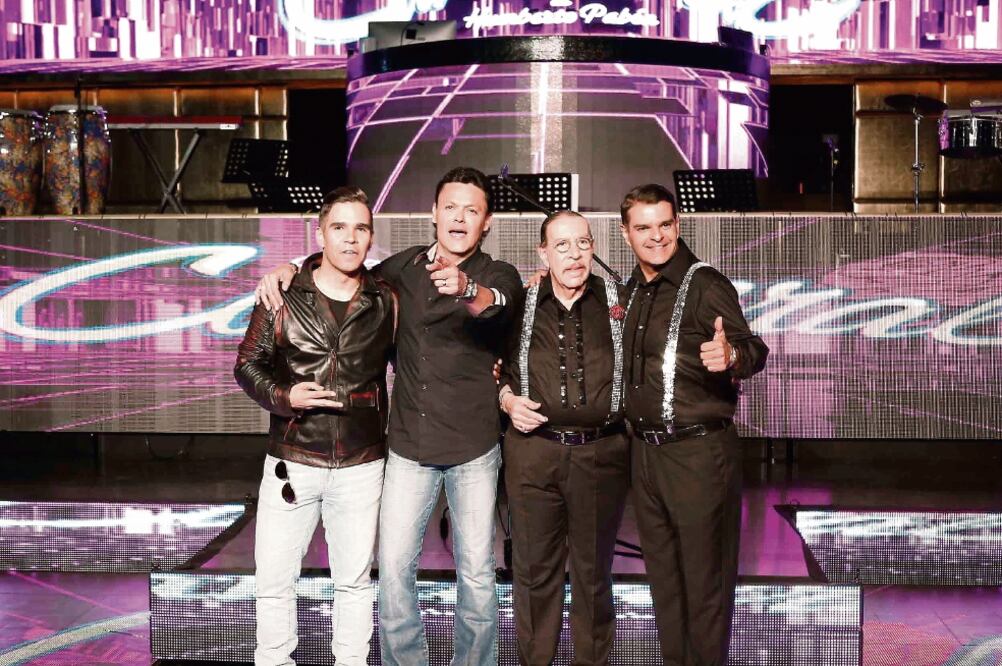 Fernández (segundo de izq. a der.) participa en el DVD de aniversario de Grupo Cañaveral (AGUSTIN SALINAS. EL UNIVERSAL)