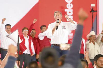 Meade pide voto a Fuerzas Armadas; les promete apoyo