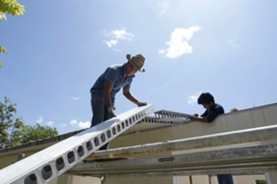 Aulas temporales, 33% más caras que las habituales