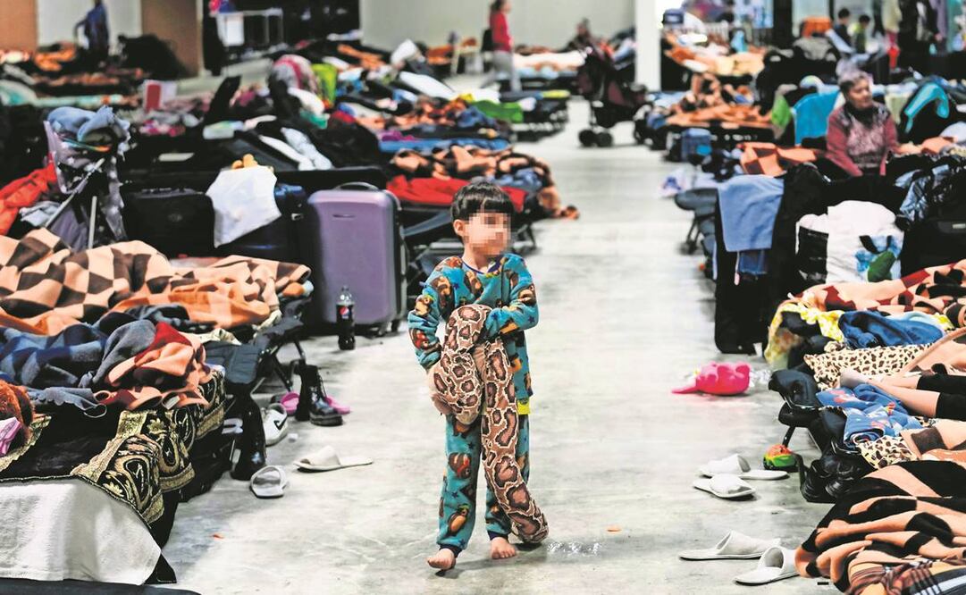Un niño, en un centro de refugiados en Nadarzyn, cerca de Varsovia, Polonia, el 25 de marzo pasado. Foto: Petr David Josek/AP