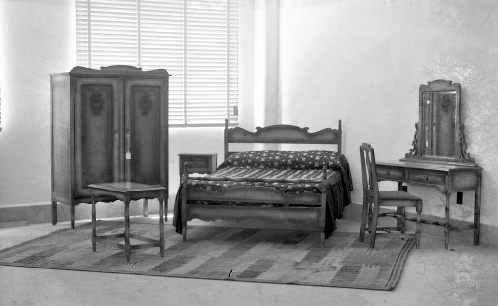 Set de recámara sencillo, Fábrica de Muebles “Cuauhtémoc”, 1939. Sus precios eran un poco más caros que tiendas como Palacio de Hierro. Foto: Archivo EL UNIVERSAL