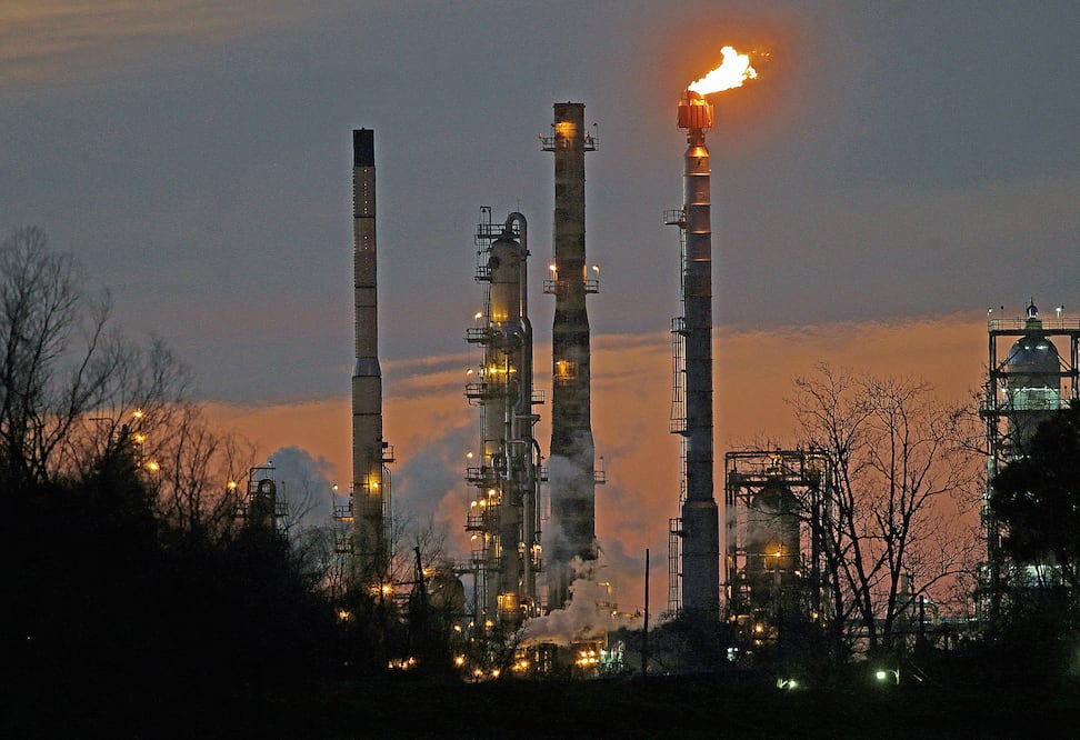 México, base para que EU exporte petróleo y gasolina