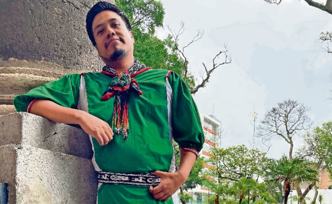 Índigo Xauleme (Sauleme) llegó a los 20 años a Guadalajara tras estudiar la preparatoria en Nueva Colonia; ahora hace activismo, sobre todo para darle voz a la comunidad LGBTIQ+. Foto: Raúl Torres / EL UNIVERSAL