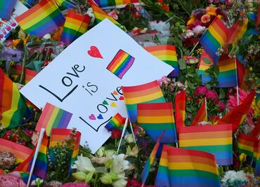 Noruega investiga pista de "terrorismo islamista" en tiroteo cerca de un bar gay en Oslo