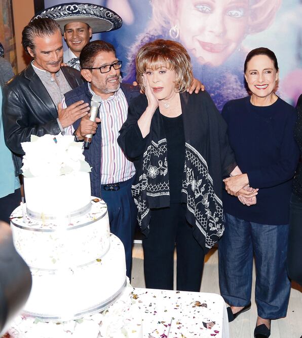 “Es un privilegio estar aquí después de tantos años”, dijo la cumpleañera (AGUSTIN SALINAS. EL UNIVERSAL)