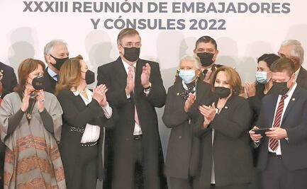 Embajadores y cónsules ven estrategia para 2022
