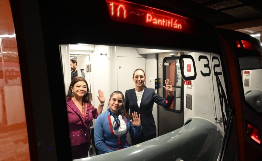 La presidenta Claudia Sheinbaum y la jefa de Gobierno de la CDMX, Clara Brugada, durante la reapertura completa de Línea 1 del Metro este domingo 16 de noviembre de 2025. Foto: Especial