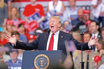 Busca Trump tomar huellas a tutores de niños migrantes