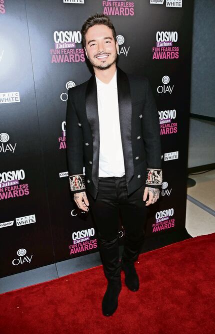 El colombiano dice que quiere cantar con Julión Álvarez (CLASOS)