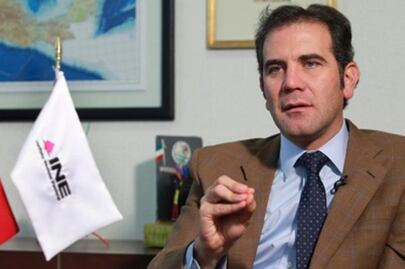 INE llama a candidatos a no declararse ganadores antes de tiempo