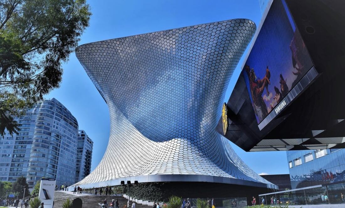 Los chilangos conocen al Museo Soumaya como "El Florero" debido a su singular forma / Foto: Pixabay
