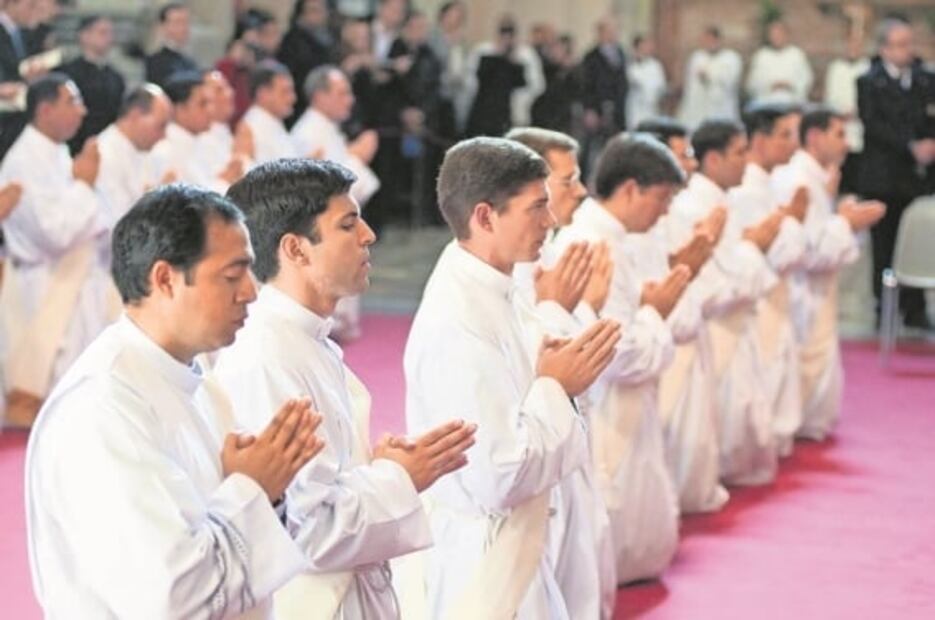 ¿Quiénes son y por qué investigan a los Legionarios de Cristo?