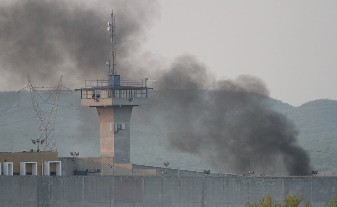 El penal de Cadereyta ha registrado disturbios por dos días consecutivos, ayer lunes (imagen) y de nuevo este martes. (Foto: Emilio Fernández / EL UNIVERSAL)