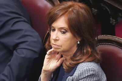 Senado aprueba allanar viviendas de Kirchner