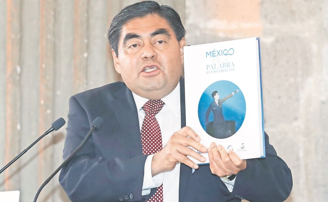 El senador Miguel Barbosa presentó el libro "México tiene la palabra". (YADIN XOLALPA. EL UNIVERSAL)
