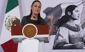 Sheinbaum: Salma Hayek fue invitada de la FIFA en el Mundial; Presidenta niega que actriz fuera en su representación