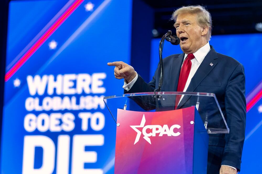El precandidato presidencial republicano, el expresidente Donald Trump, habla durante la Conferencia de Acción Política Conservadora, CPAC 2024, en National Harbor, en Oxon Hill, Maryland. Foto: AP