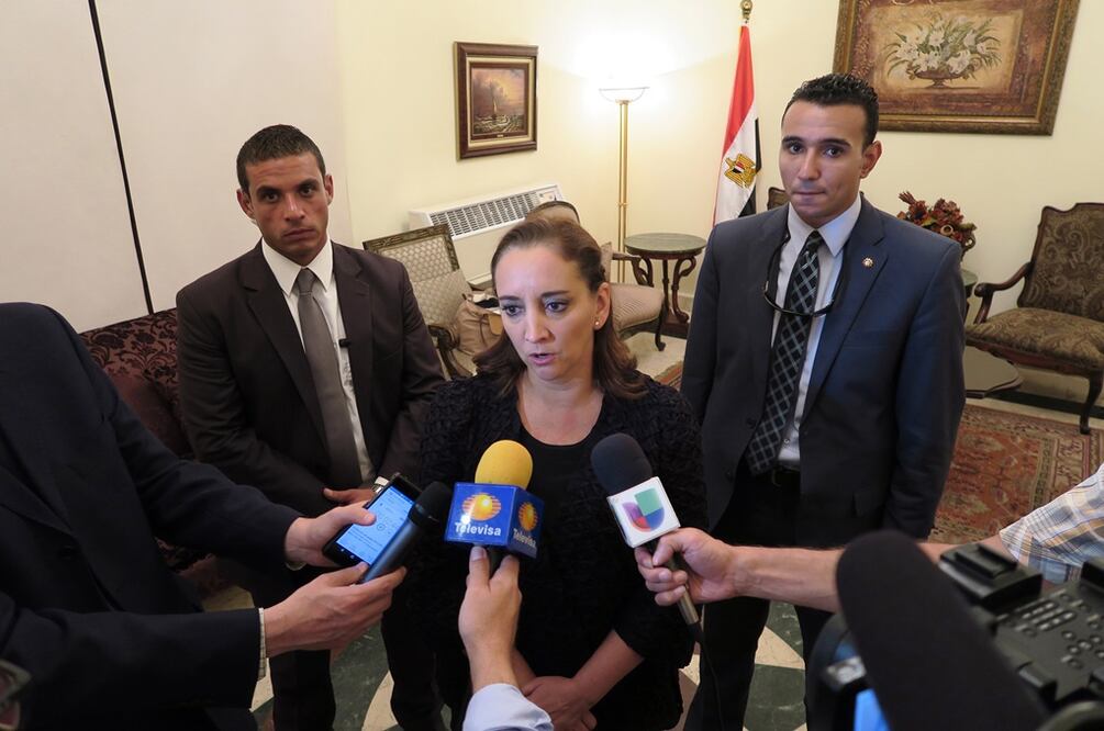 Los seis turistas mexicanos que resultaron heridos tras un ataque del ejército en Egipto abordaron esta tarde un vuelo para regresar a México, informó la Secretaría de Relaciones Exteriores (SRE). Foto: Notimex