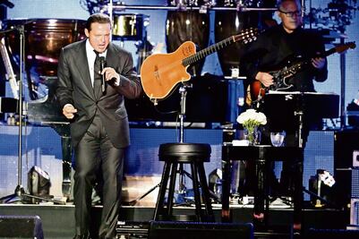 "Luismi" resucita discos físicos