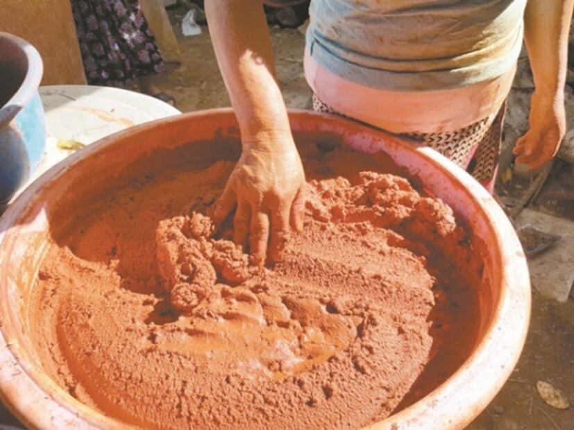 Ellas son las últimas mujeres del achiote