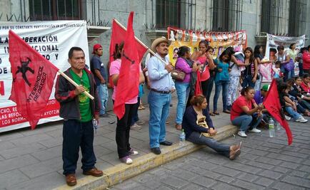Protesta CNTE por caso Ayotzinapa en Oaxaca