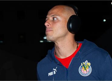 Chicharito Hernández da la cara tras derrota de Chivas; "Tenemos que trabajar aún más"