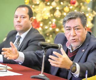 Denuncian cierre de 10 servicios postales