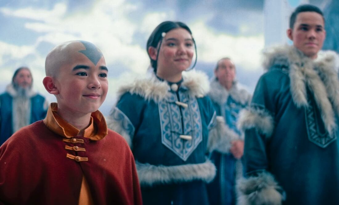 Aang (Gordon Cormier), Katara (Kiawentiio) y Sokka (Ian Ousley). Foto: Netflix