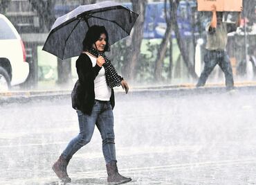 Pronostican martes con lluvias en CDMX y Edomex