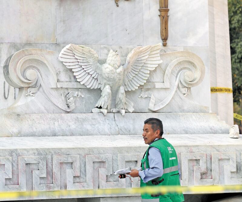 El Hemiciclo a Juárez es un Monumento Artístico de la Nación que fue construido en 1910. VALENTE ROSAS. EL UNIVERSAL