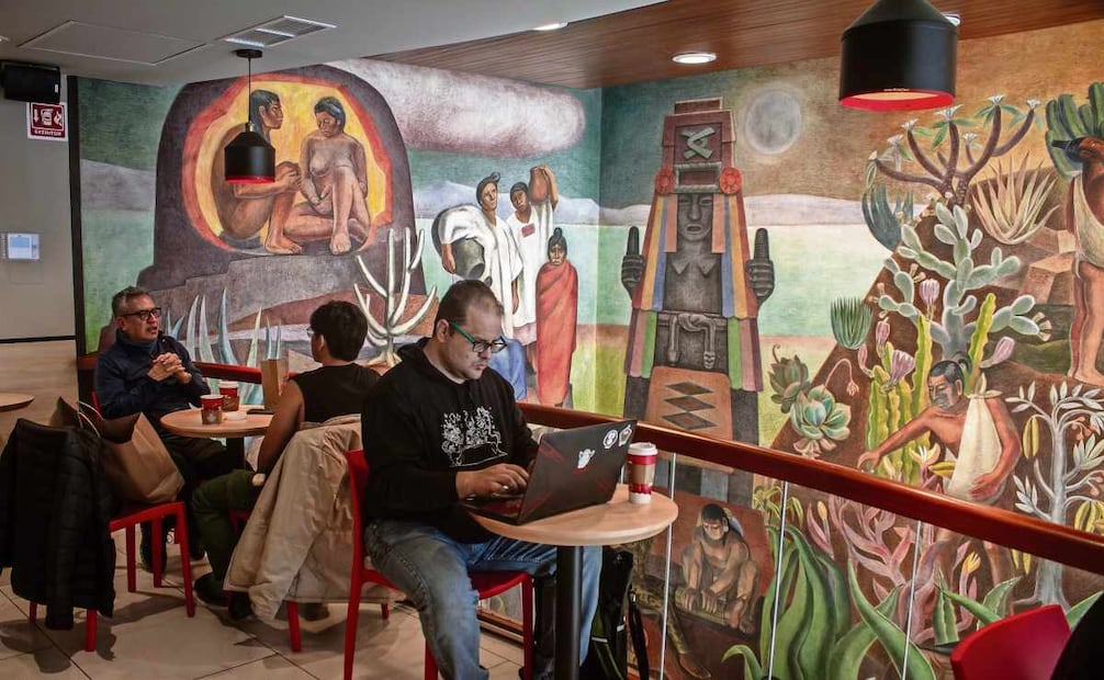 Narra las etapas de la vida con la imagen de una mujer dando a luz y con representaciones de un sacrificio y una tumba con ofrenda. Foto: Santiago Reyes / EL UNIVERSAL