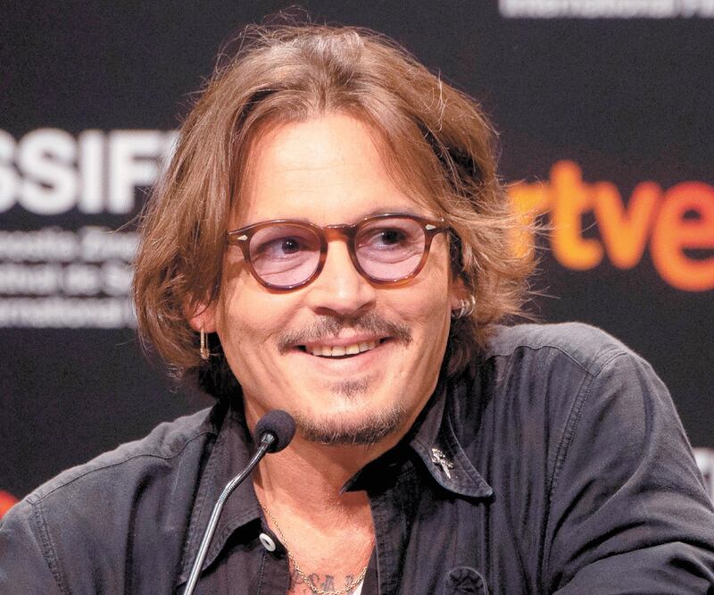 Durante la conferencia de prensa, el actor contó la vez que le dirigió un videoclip a Shane, en los 90 y también de su reciente gusto por la bebida alcohólica tradicional de la ciudad, el txakoli (vino vasco). ANDER GILLENEA.AFP