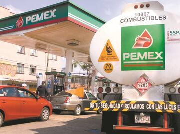 Denuncian que 6 mil autotanques venden gas LP robado a Pemex