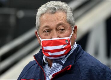 Primera diferencia entre Peláez y Vucetich en Chivas de cara al próximo torneo