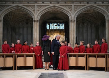 Del sombrero de Melania al "estás preciosa" a la princesa Kate: estas son las polémicas de la visita de Trump a la realeza