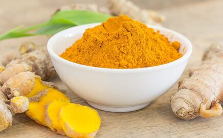 Estas son las partes del cuerpo que la cúrcuma puede ayudar a desinflamar