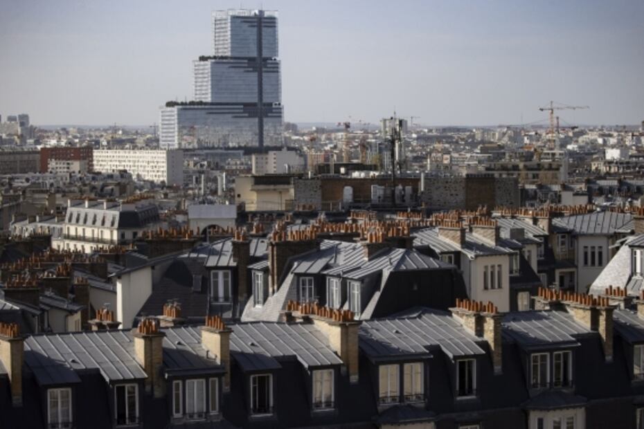 La baguete vs. el tejado parisino: una competencia por la declaración patrimonial de la Unesco