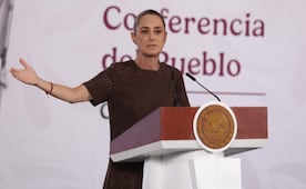 Sheinbaum no descarta llamada con Trump tras dichos de embajador Johnson; asegura que busca acuerdos