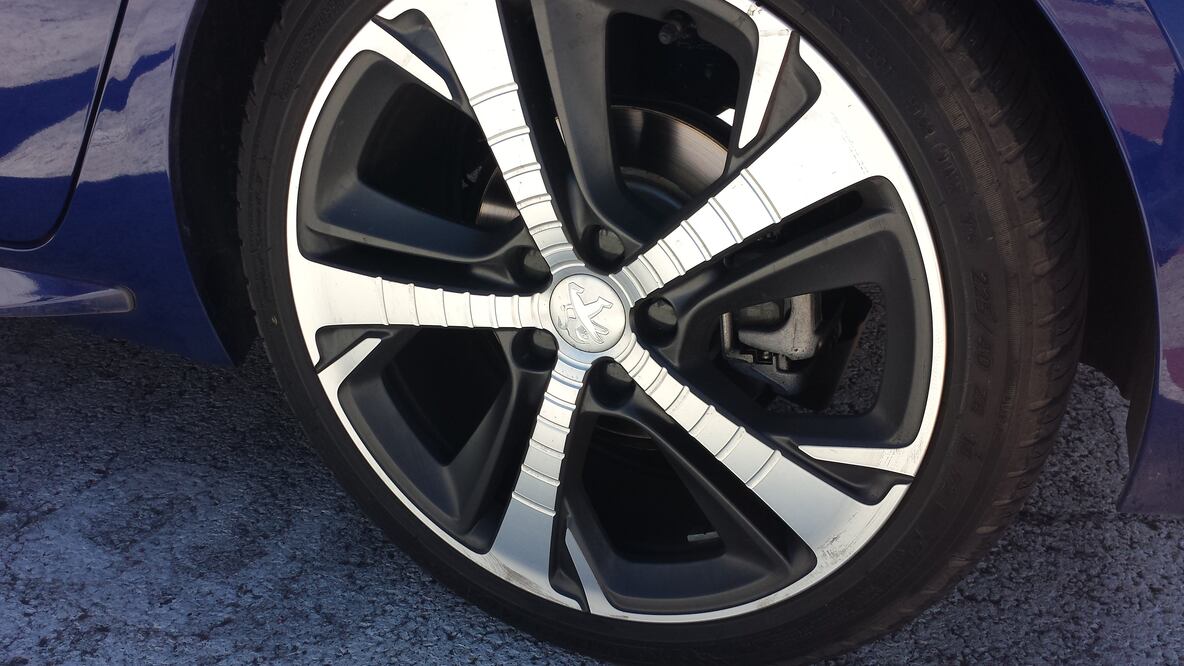 Consejos para cambiar los rines de tu auto