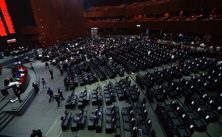 Diputados de oposición abandonan el pleno durante debate sobre nacionalización del litio